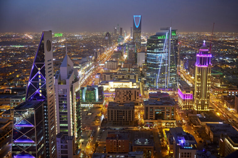 Will Saudi Arabia’s plan work to become the Middle East’s new corporate ...