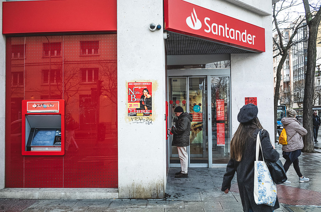 G42, Santander strike deal to create AI tools for global banking
