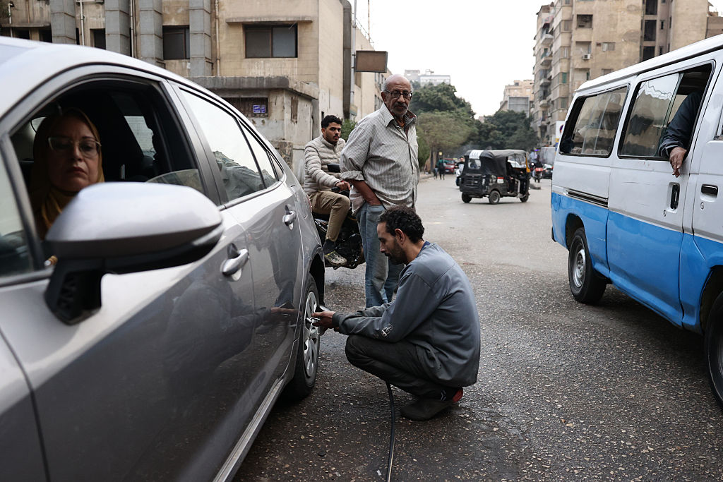Egypt seeks bids from contractors to build $500 million tire factory